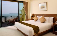   Supalai Resort & Spa 4*  9