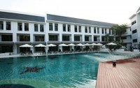   Sawaddi Patong Resort & Spa 3*  18