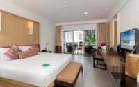   Sawaddi Patong Resort & Spa 3*  11