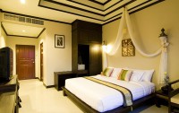 Kanok Buri Resort 4*  3