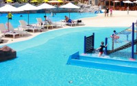   Splash Beach Resort 4*  67