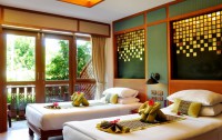 Phi Phi Erawan Palms Resort 3*  5