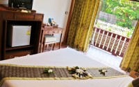   Phi Phi Erawan Palms Resort 3*  15