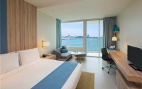 Holiday Inn Pattaya 4*  4