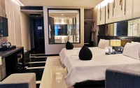   Tsix5 Hotel 3*  67