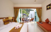   Kata Lucky Villa & Pool Access 3*  18