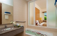   Kata Lucky Villa & Pool Access 3*  15