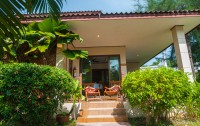   Kata Lucky Villa & Pool Access 3*  8