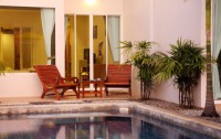 Kata Lucky Villa & Pool Access 3*  2