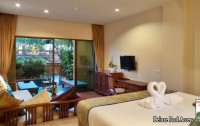   Rawai Palm Beach Resort 3*  31