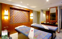   Rawai Palm Beach Resort 3*  10