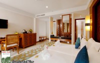   Rawai Palm Beach Resort 3*  7