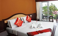   Samui First House 3*  26