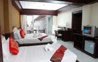   Samui First House 3*  19