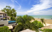   Aleenta Hua Hin 5*  25