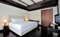   Malisa Villa Suites 4*  18