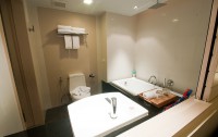   The Ashlee Heights Patong Hotel & Suites 3*  33