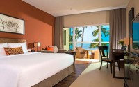   Crowne Plaza Phuket Panwa Resort 5*  24