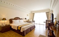   Lk Royal Suite 4*  17