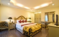   Lk Royal Suite 4*  9