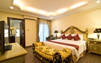   Lk Royal Suite 4*  8