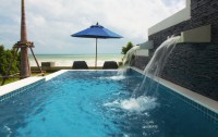   Samui Resotel Beach Resort 4*  6