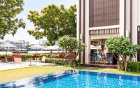   Ibis Bangkok Riverside 3*  13