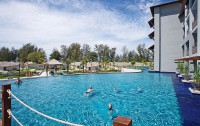   Mai Khao Lak Beach Resort & Spa 4*  27