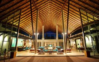   Mai Khao Lak Beach Resort & Spa 4*  44