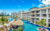   Mai Khao Lak Beach Resort & Spa 4*  37