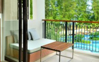   Holiday Inn Resort Phuket Mai Khao Beach 4*  12