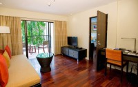   Novotel Phuket Surin Beach 4*  7