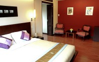   The Jomtien Twelve 3*  6