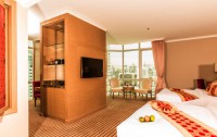   The Berkeley Hotel Pratunam 5*  15