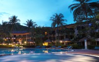 Holiday Villa Beach Resort & Spa Langkawi 4*  3