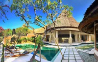   Mutiara Bali Boutique Resort & Spa 4*  6