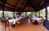   Agung Raka Resort & Villa 3*  18