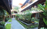 Bali Summer Hotel 3*  3