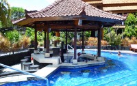   Kuta Beach Club 3*  9