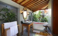   Aradhana Villas 4*  12