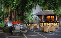 Best Western Resort Kuta 3*  5