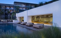   Alila Seminyak 4*+  20