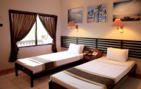   Legian Village Hotel 3*  8