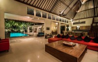   Kelapa Villa 4*  80