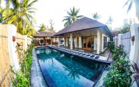   Kelapa Villa 4*  78