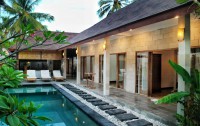   Kelapa Villa 4*  33