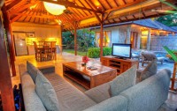   Kelapa Villa 4*  15