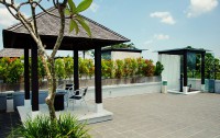   Umalas Hotel & Residence 3*  76