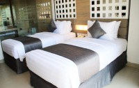   Jimbaran Bay Beach Resort & Spa 4*  10