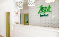   Zest Hotel Legian 2*  28